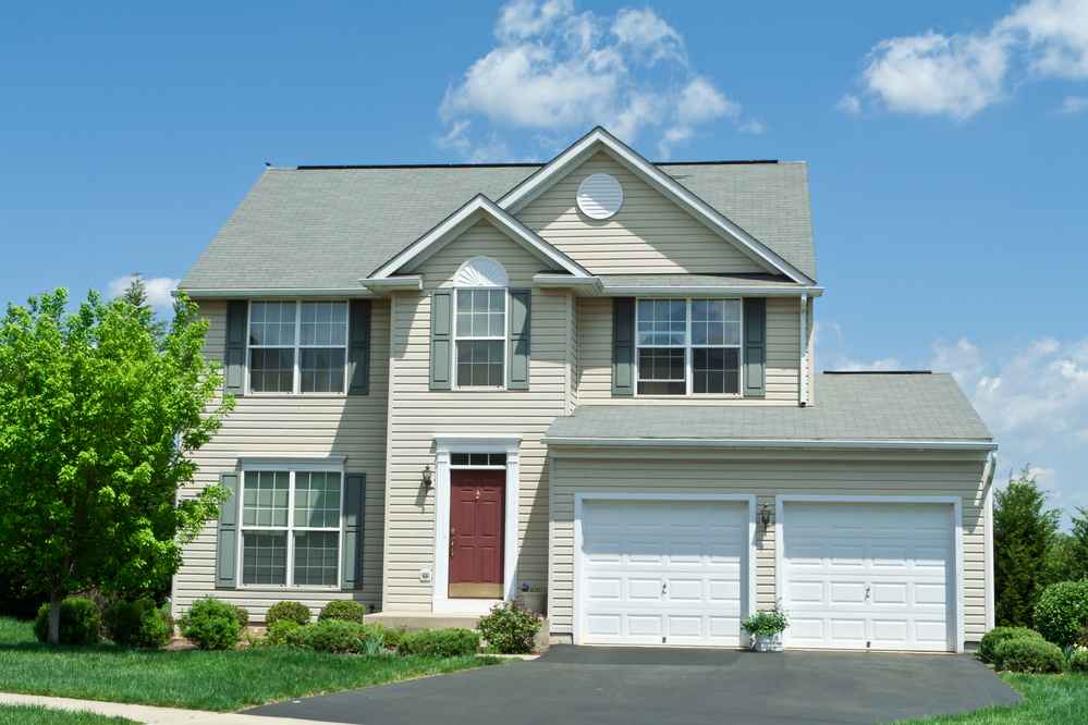 Roofing services in South Windsor, CT