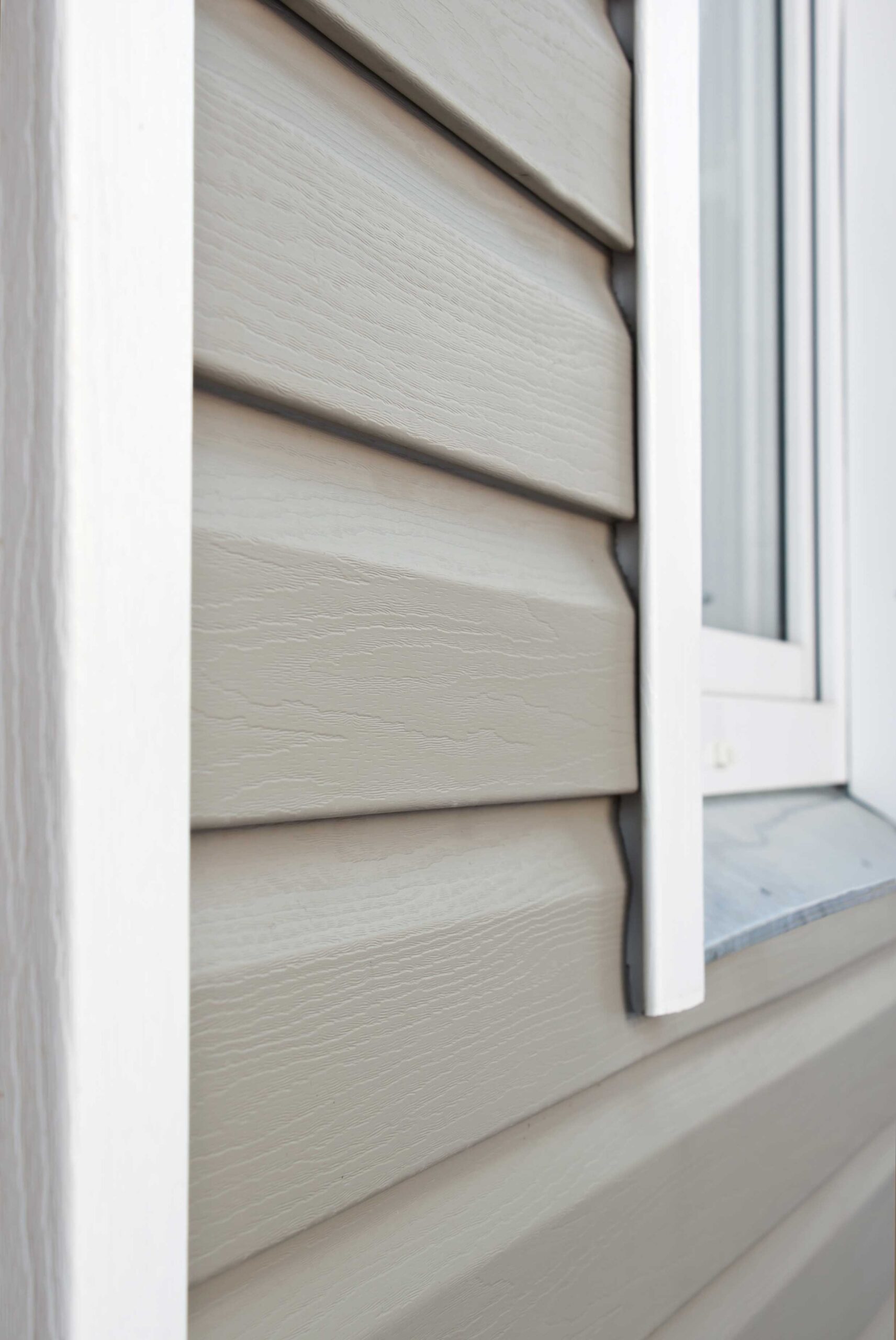 Why Siding Matters: Installation and Replacement Tips